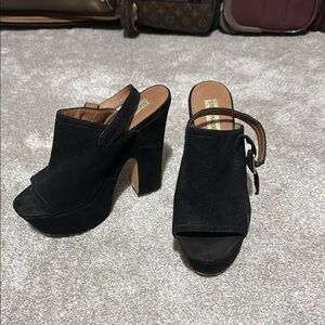 Steve Madden Black Platform Chunky Heel Platform